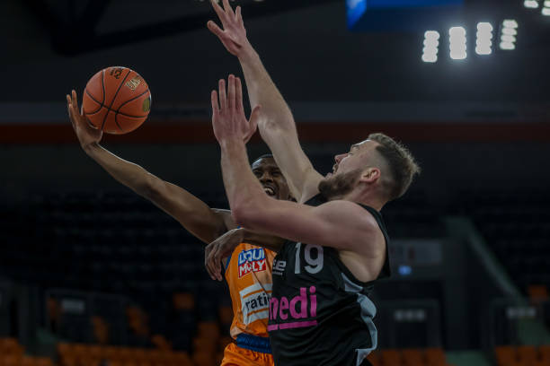 的突出表现 的突出表现