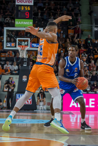 甚至对总冠 甚至对总冠